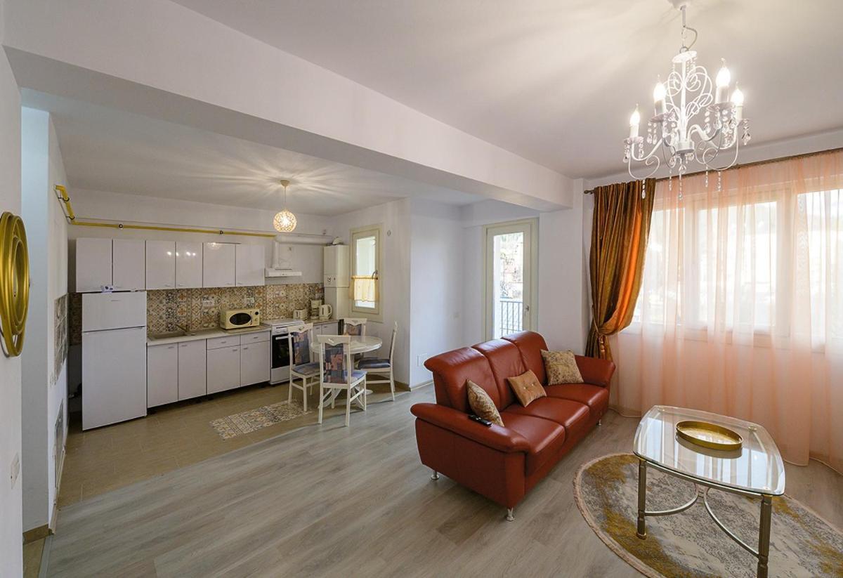 Apartament Laur Hura-Humora Exteriér fotografie